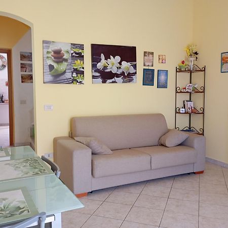 A Casa Di Ste - Vicino Aeroporto Falcone Borsellino Carini Bagian luar foto